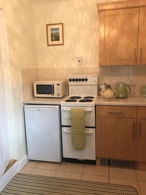 No 96 Chapel Lane - Self Contained Cottage In The Heart Of Butleigh エクステリア 写真
